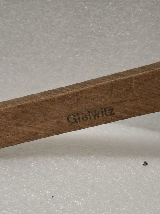 GLEIWITZ-GLIWICE wieszak drewniany na ubrania