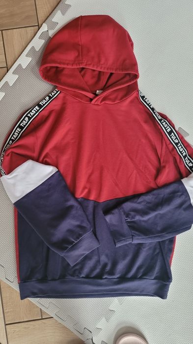 Bluza chłopięca przez głowę