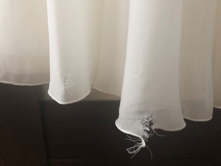 Piękna suknia ślubna w kolorze ecru