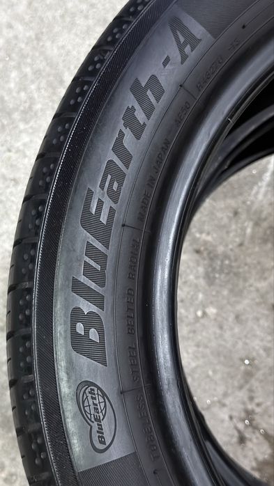 Pneus 185/55r16 Yokohama BluEarth-A com 75% piso