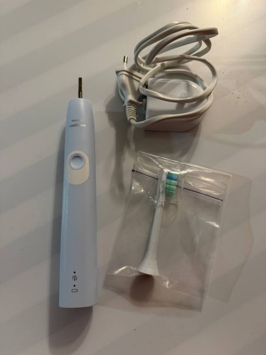 Електрична зубна щітка Philips sonicare