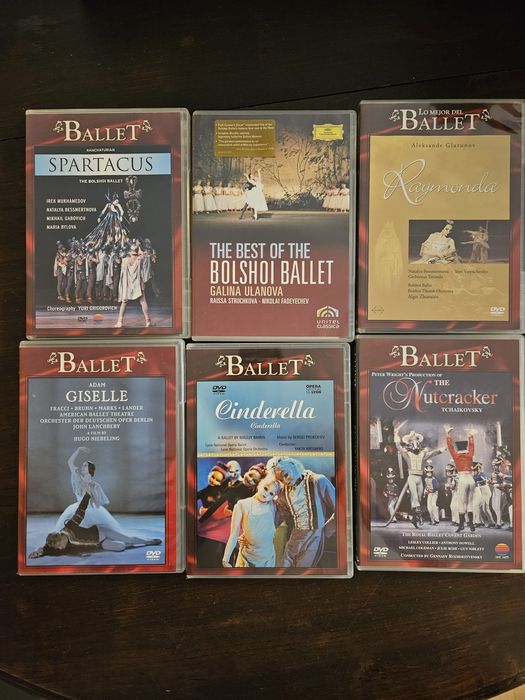 19 DVD de ballet