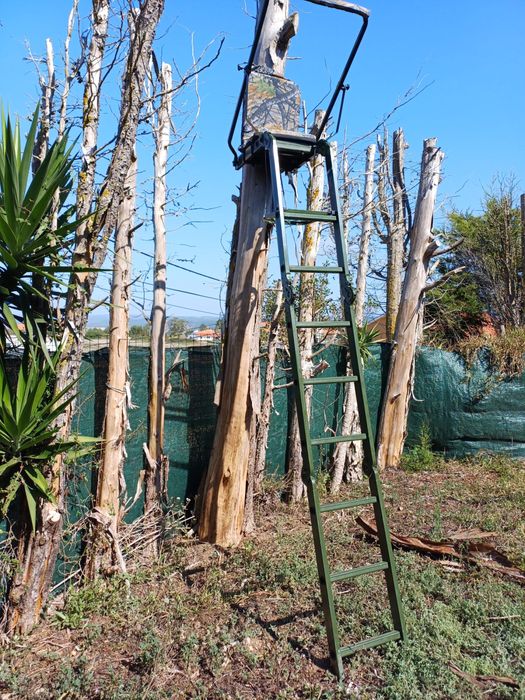 Vendo cadeira palanque para caça