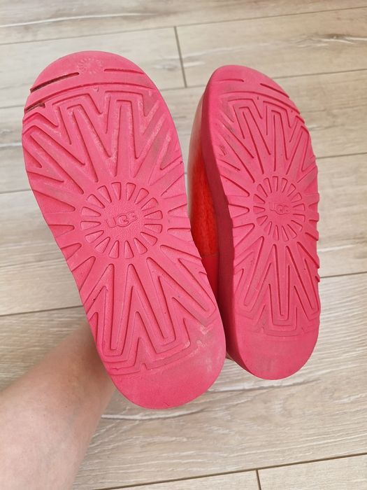 Уггі Ugg жіночі р-р 36