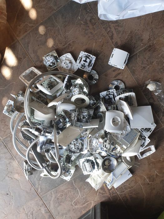 Interruptores tomadas de luz Legrand