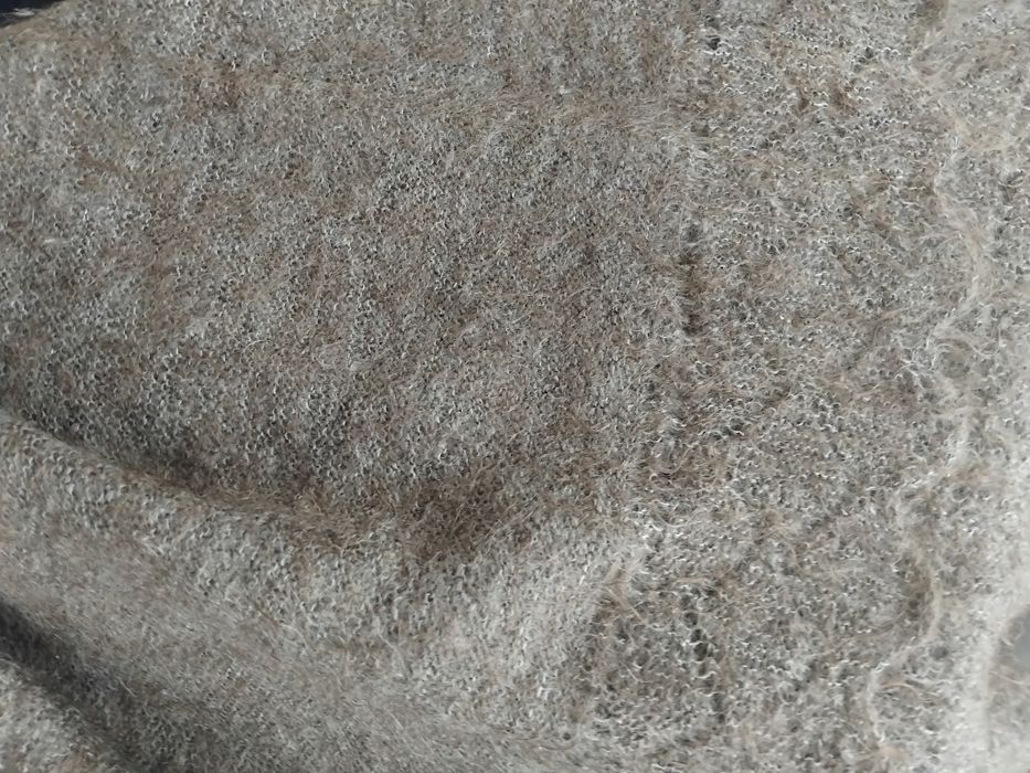 Пухова хустина 100х100 см