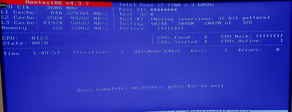 Komputer stacjonarny i7-7700 RAM 32gb Win 10 Pro (OEM)