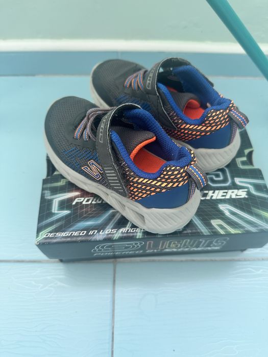 Кросівки дитячі Skechers з підсвіткою