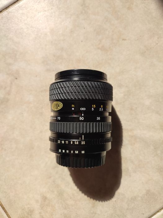 Lente tokina 35-70mm f.3.5-4.6