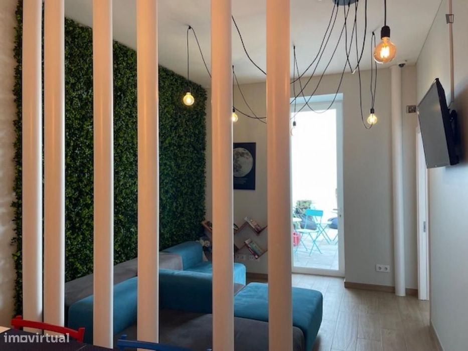 Quarto - localizado em São Sebastião Lisbon