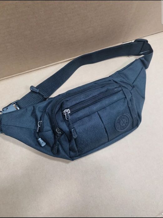 Czarna nerka pojemna