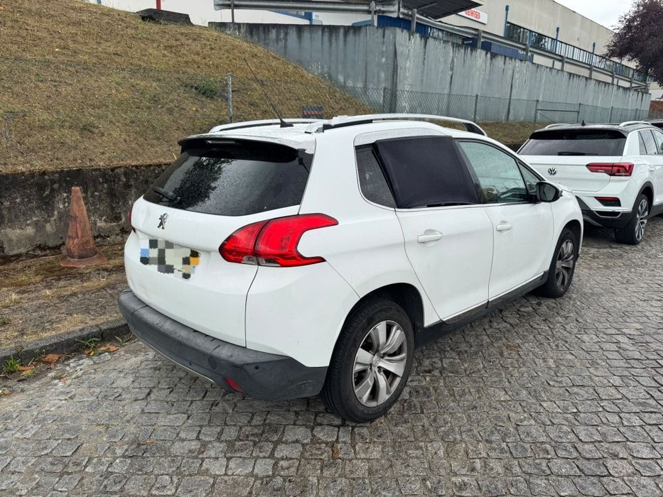 Peugeot 2008 1.6 HDi Allure | 2014 |