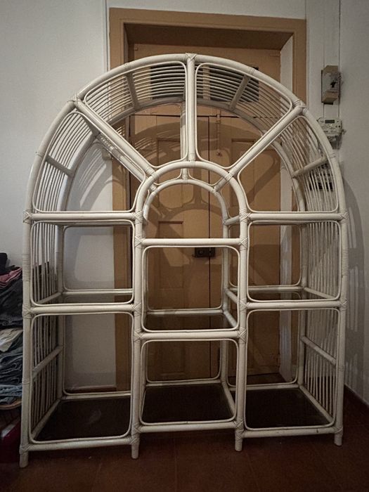 Estante em Arco