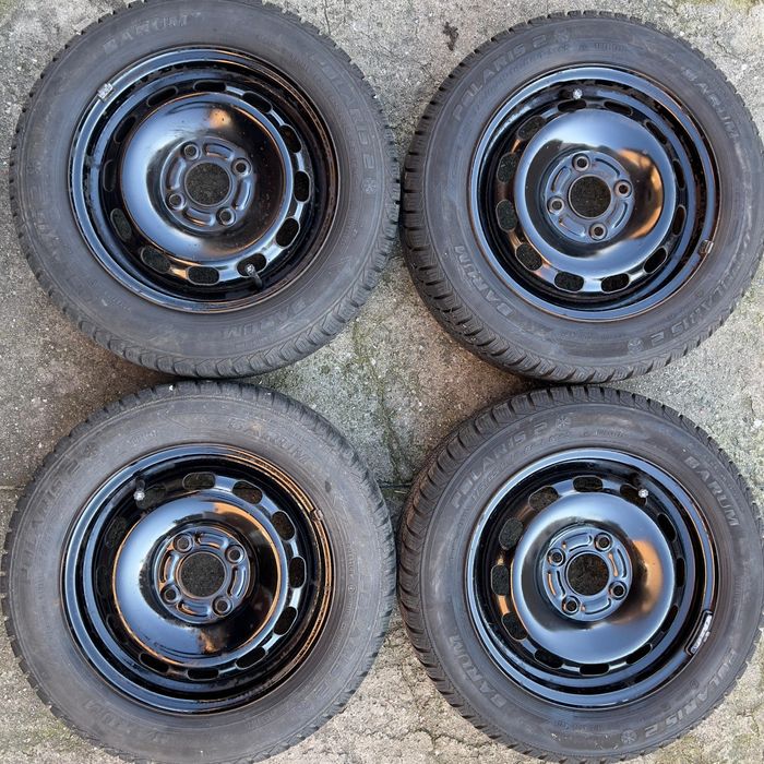 4 koła 175/65 R14, 82T (opony zimowe ~6 mm, Barum Polaris 2), felgi 63