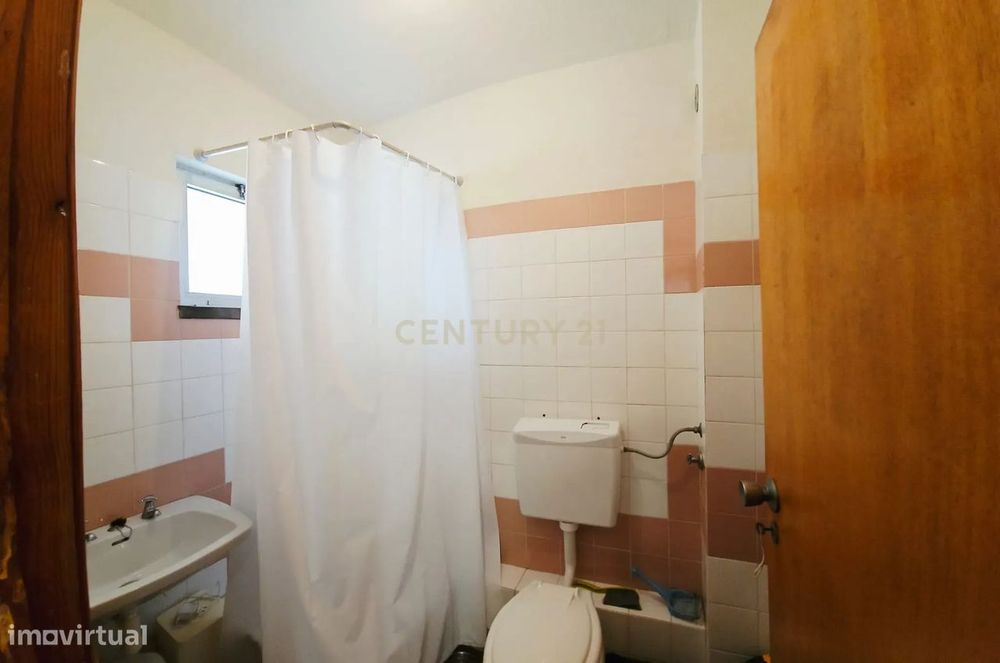 Apartamento T4 duplex em Setúbal com Vista e Boa Exposição Solar