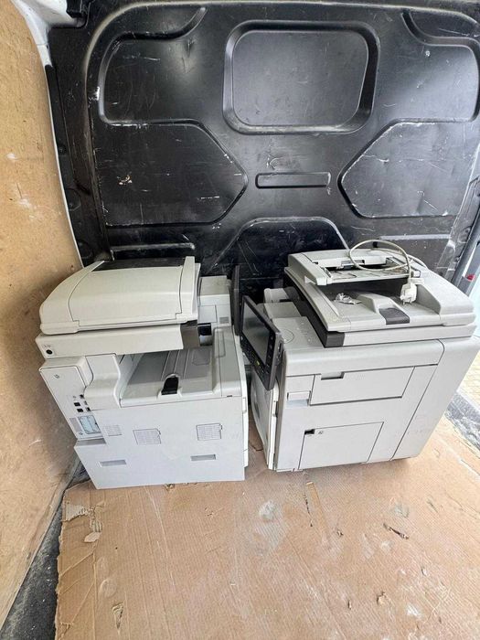 2 Impressora multifunções Ricoh MP C401