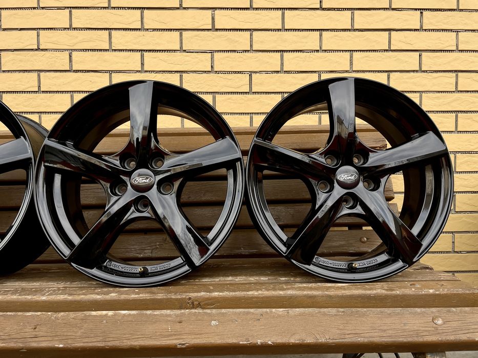 Диски Borbet R17 5.108 ЕТ50 Форд Фокус Мондео Куга Ескейп Кенго Вольво