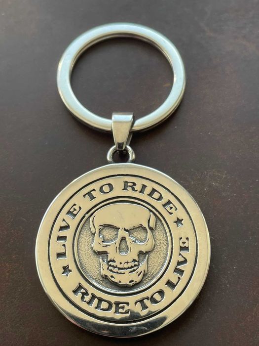 Брелок "LIVE TO RIDE - RIDE TO LIVE", сталь 316L - НОВЫЙ