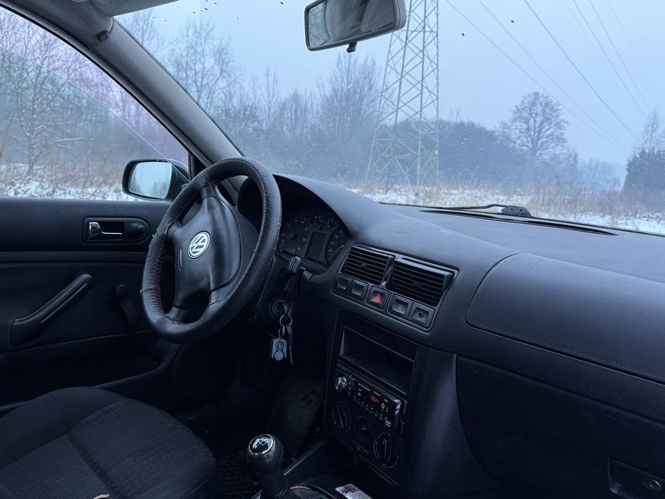 Volkswagen Golf 4. Sprawny opłacony