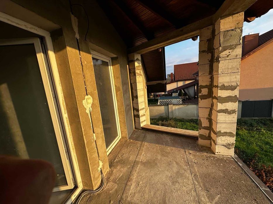 Продається 2 будинки в смт. Буштино