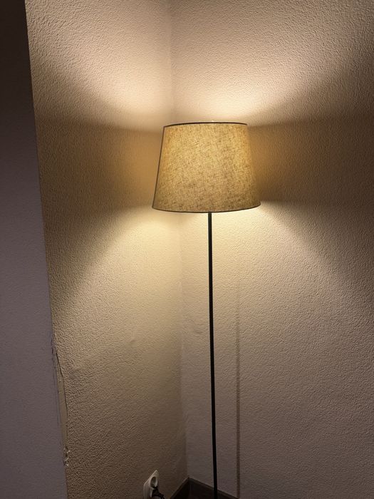 Lampa wolnostojąca