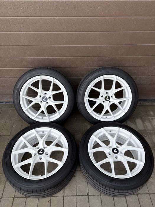 Felgi Lenso Jager Dyna r17 (5x100 7.5j et35) + opony