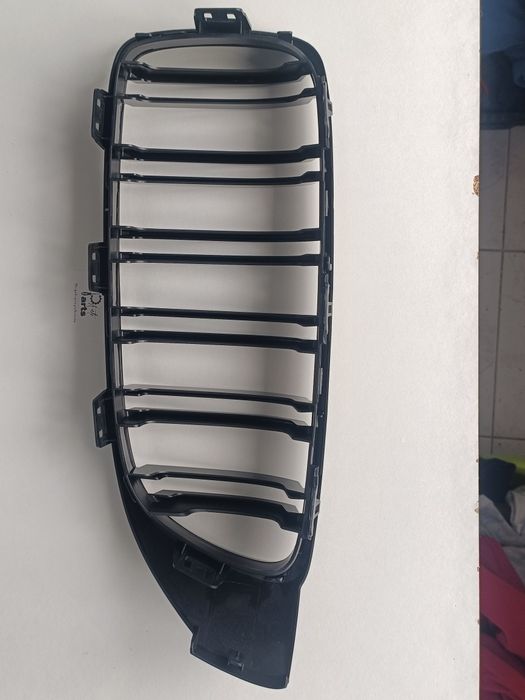 (Promoção) Grelhas Frontais Aro duplo BMW serie 3 F30 F31 F35i