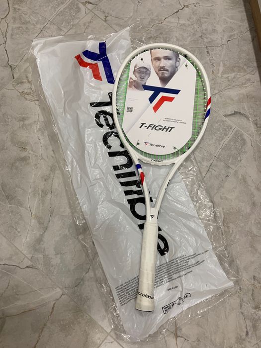 Tecnifibre t-fight 305s, 2025 рік, 8 3/4 ручка