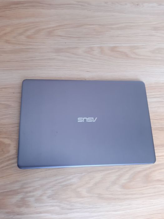 Laptop asus S510U na części