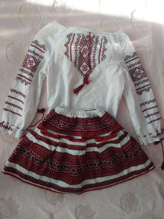 Вишиванка і спідничка на запах (104-110 зріст)