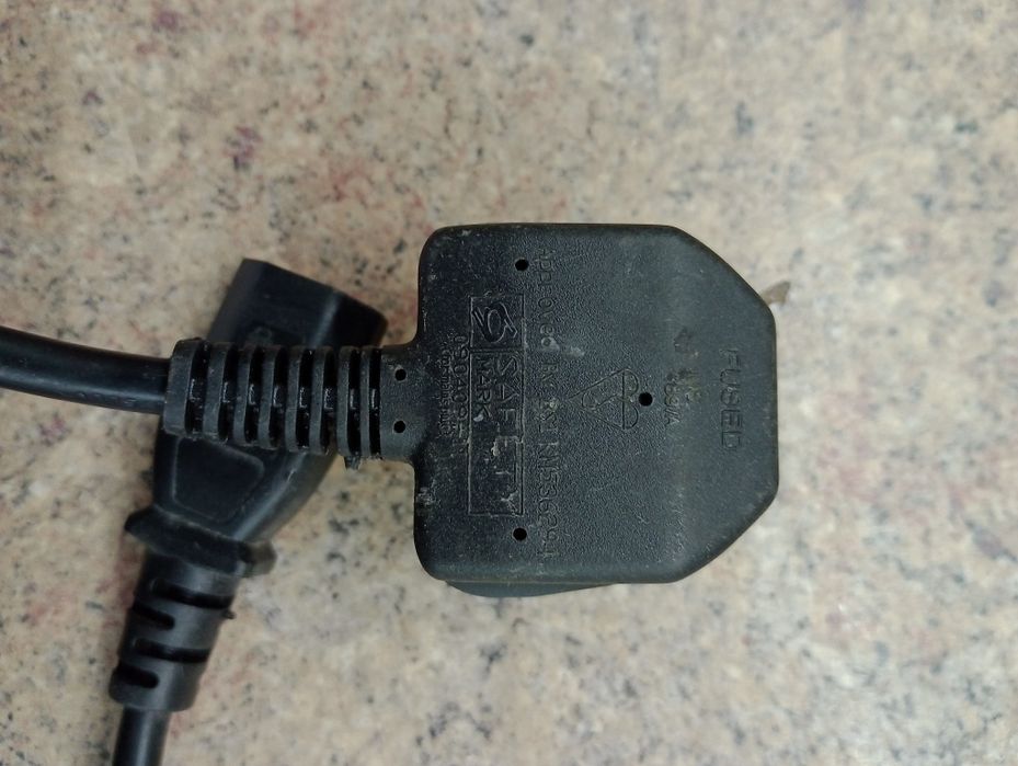 Сетевой кабель питания