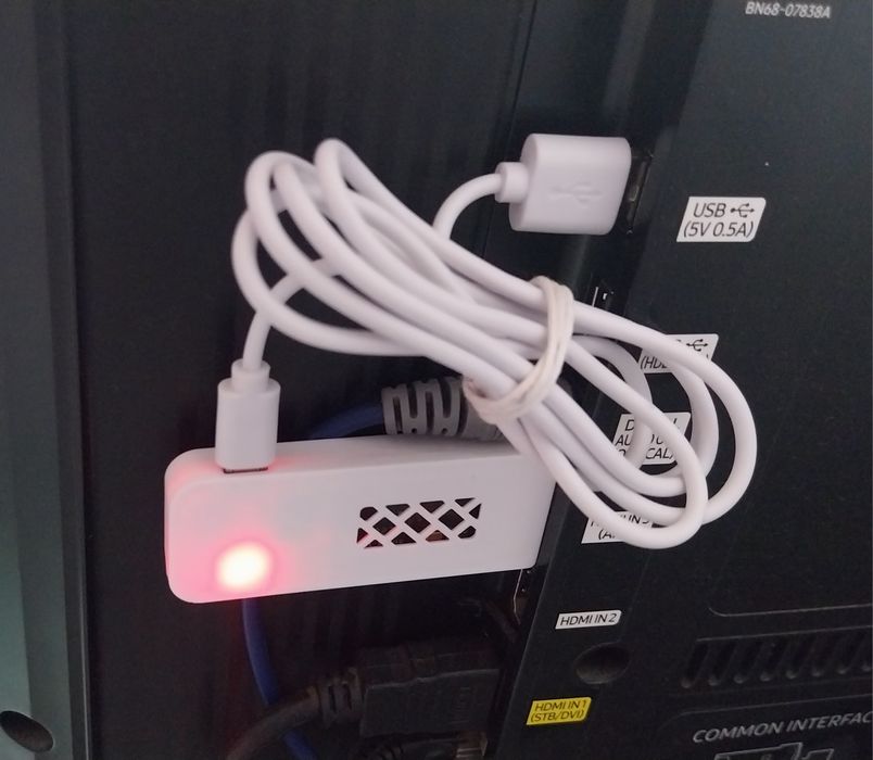 Consola Retro Wireless + de 1000 jogos, 2 comandos c/nova, Hdmi/Usb