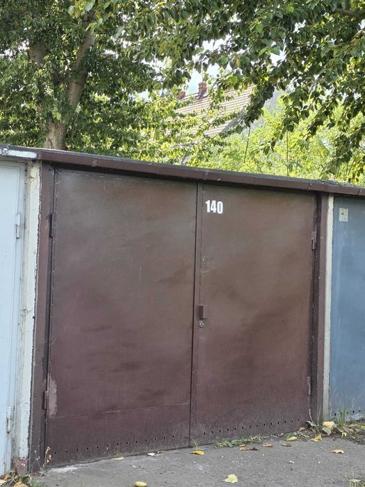 Garaż kontenerowy żelbetonowy Zabrze ul. Sobieskiego