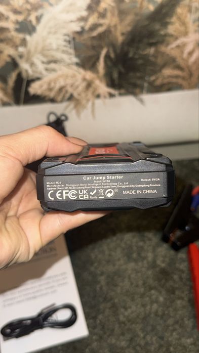 Arrancador de Bateria Carro / Powerbank KOFUO Jump Starter 12V (Novo na Caixa)