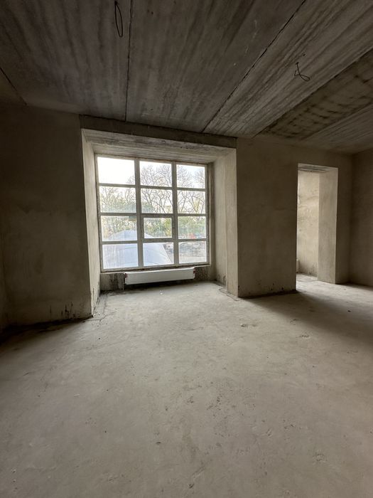 ЦЕНТР! Сдам Фасадне приміщення 155кв.м по вул.Жабінського