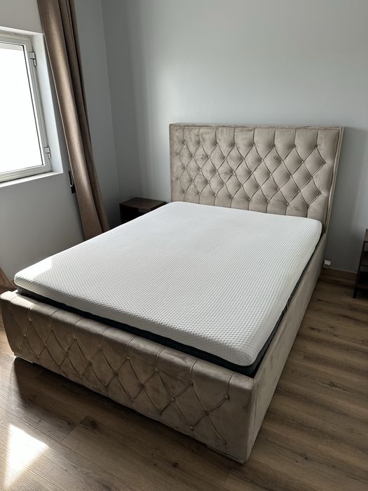 Cama de Casal para colchão  de 150x190
