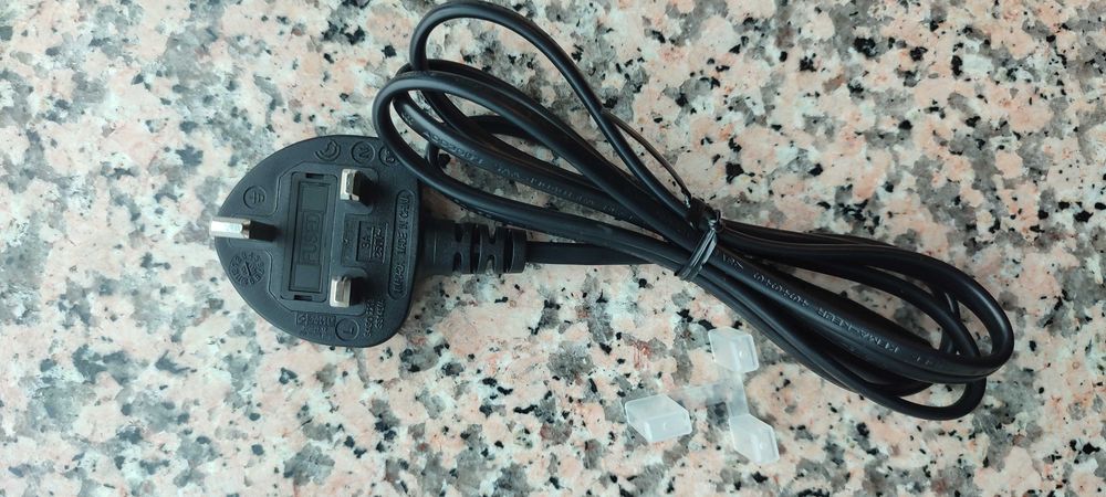 Zasilający kabel UK