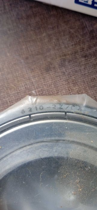 Продам  SKF 6210-2RS1/C3. Made in France.