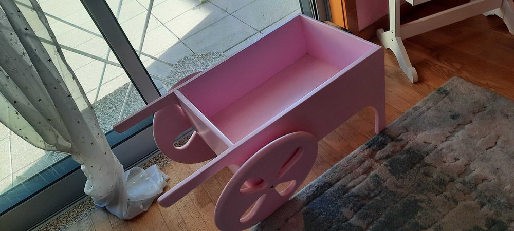 Carrinho feito a mão