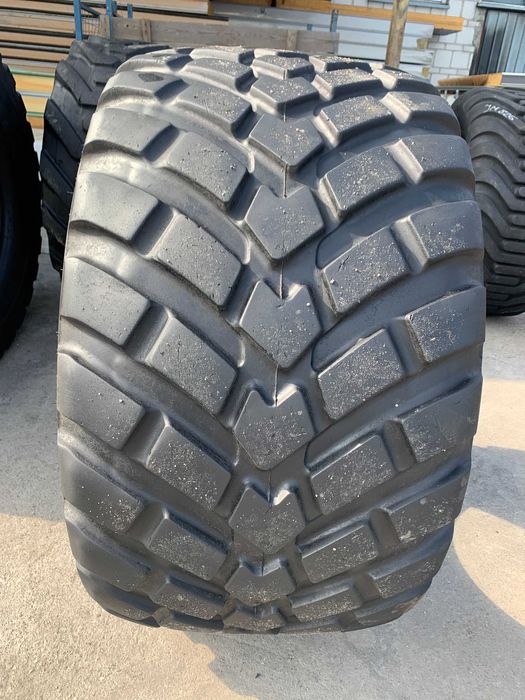 560/45R22.5 BKT FL693M JB669 JM828