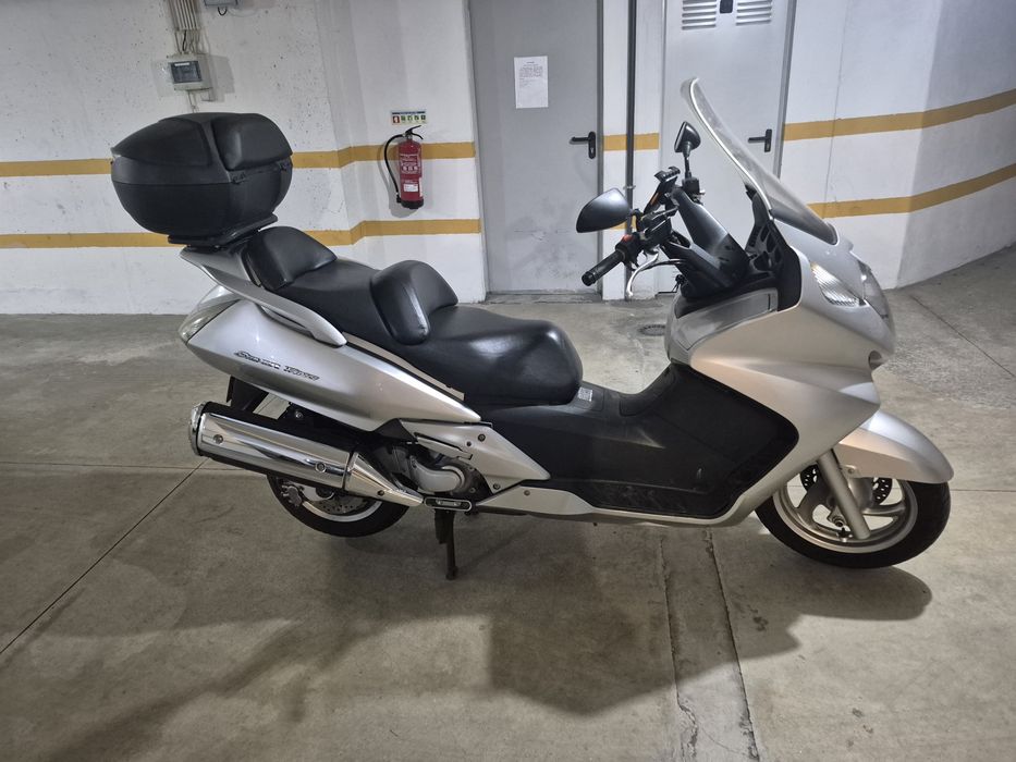 Honda Silverwing 600