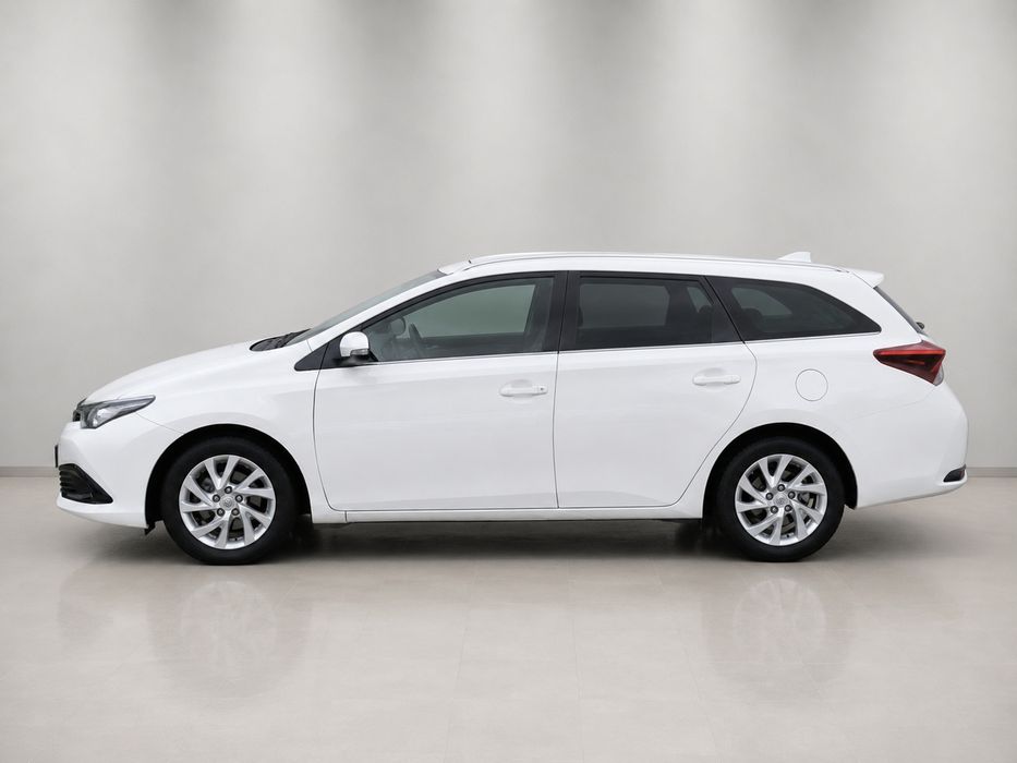 Toyota Auris SW 2018 1.4 D-4D Comfort+Pack Sport foto 5