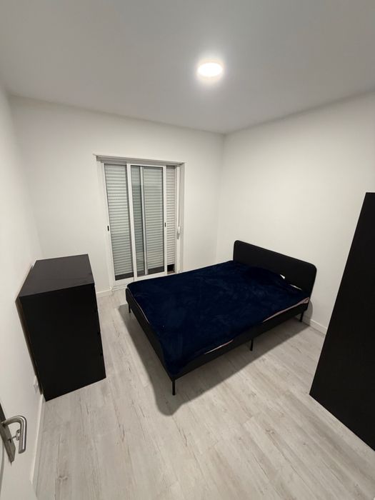 Quarto para arrendar em algueirão Mem Martins 450€