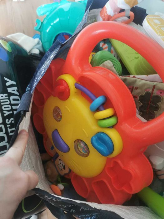 Vendo brinquedos criança
