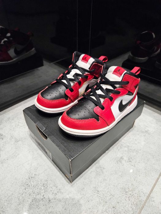 Buty Nike Air Jordan 1 Mid Alt (TD) "Chicago Black Toe" r. 27eu/16cm