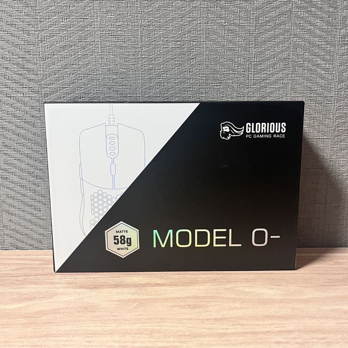 Myszka gamingowa glorious model o biała