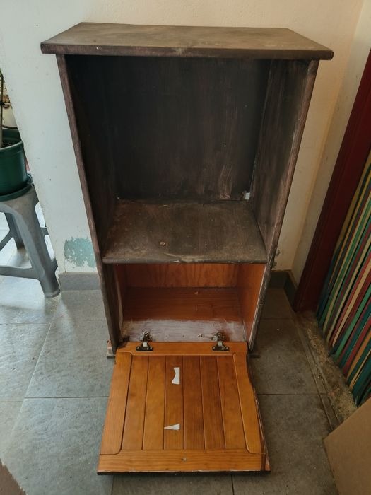Móvel para restauro
