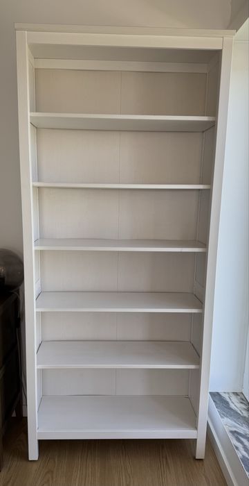 Estante branca Hemnes