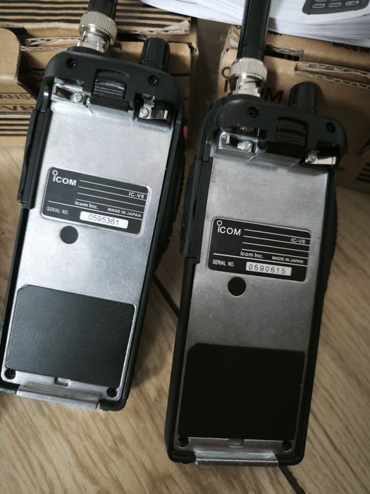 Радіостанції Icom ic - v8 2 штуки japan