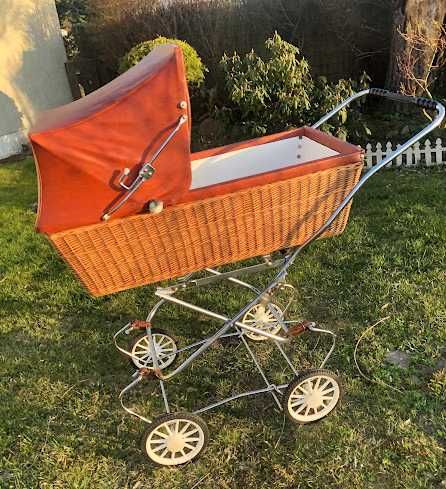 Wózek wiklinowy retro PRL | Vintage | Do sesji zdjęciowej i nie tylko